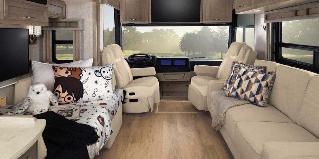 2025 Newmar Canyon Star | North Trail RV Center